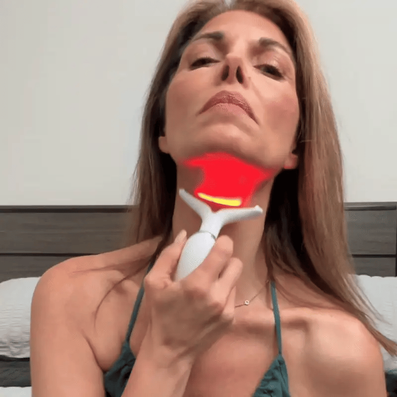 7-in-1 LED Facial Sculptor™